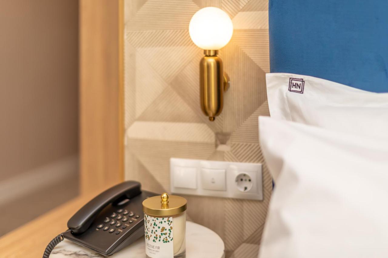 Newport Hotel 库塔伊西 外观 照片