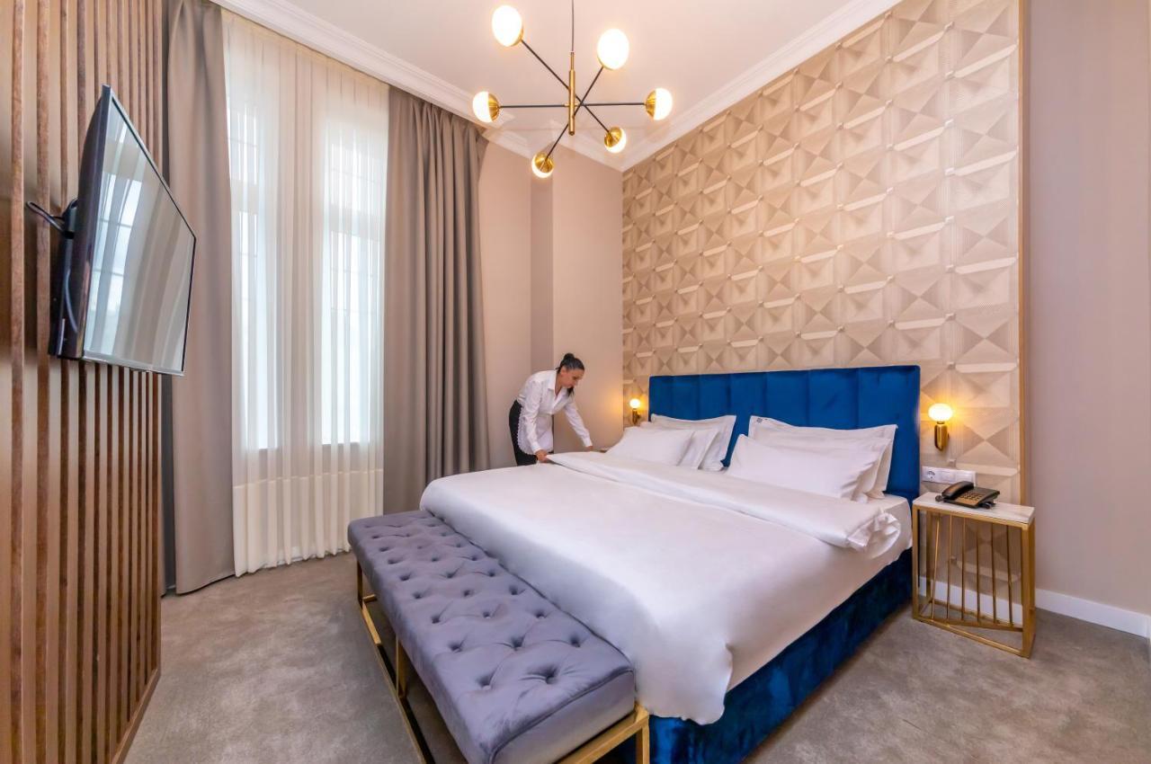 Newport Hotel 库塔伊西 外观 照片