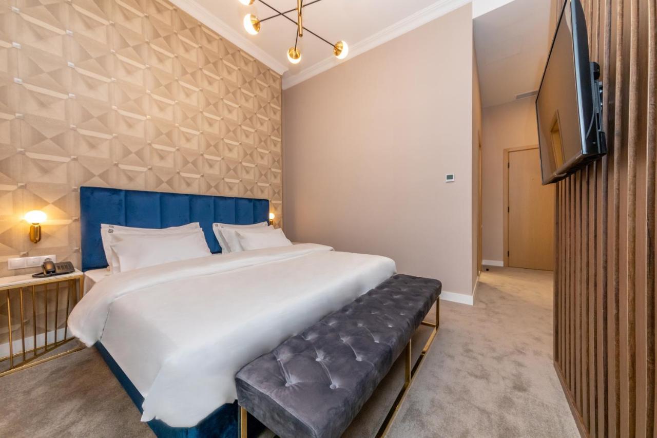 Newport Hotel 库塔伊西 外观 照片