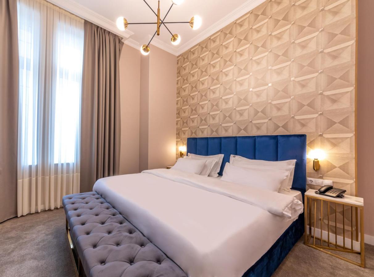 Newport Hotel 库塔伊西 外观 照片