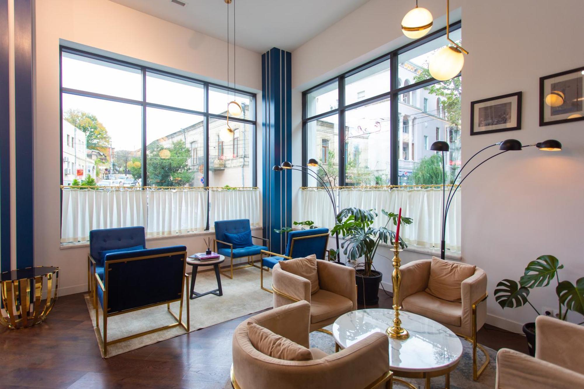 Newport Hotel 库塔伊西 外观 照片
